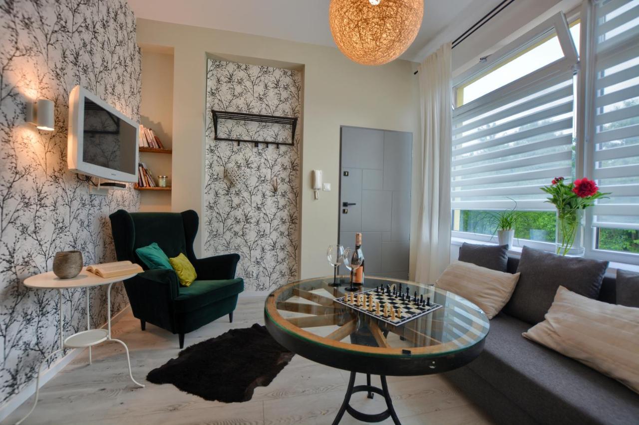 Apartament Fajny Kat Ustrzyki Dolne Bagian luar foto